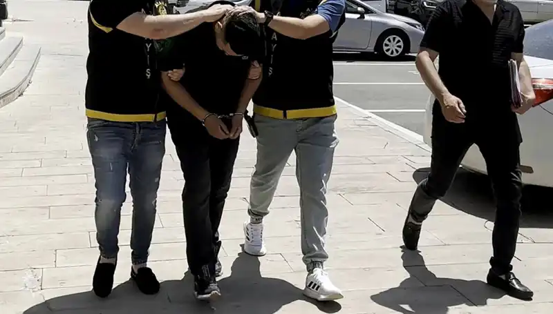 Mezarlıktaki Hırsız Suçüstü Yakalandı: Olayın Ayrıntıları Şaşırttı