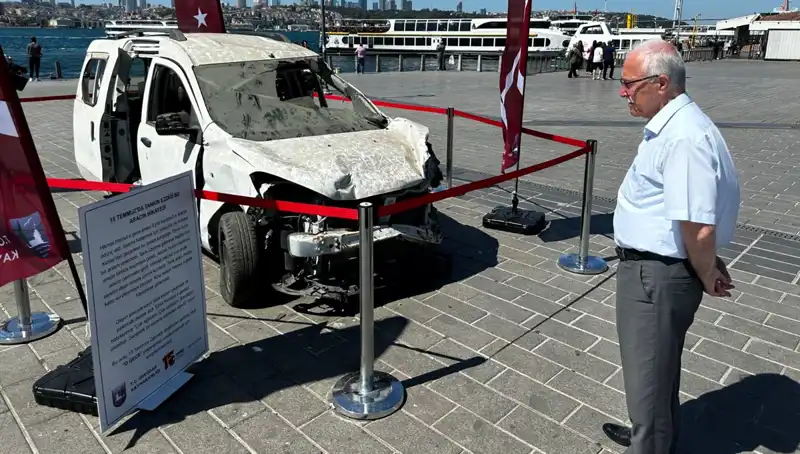 15 Temmuz'da Tankla Ezilen Araçlar Sergisi Ziyarete Açıldı