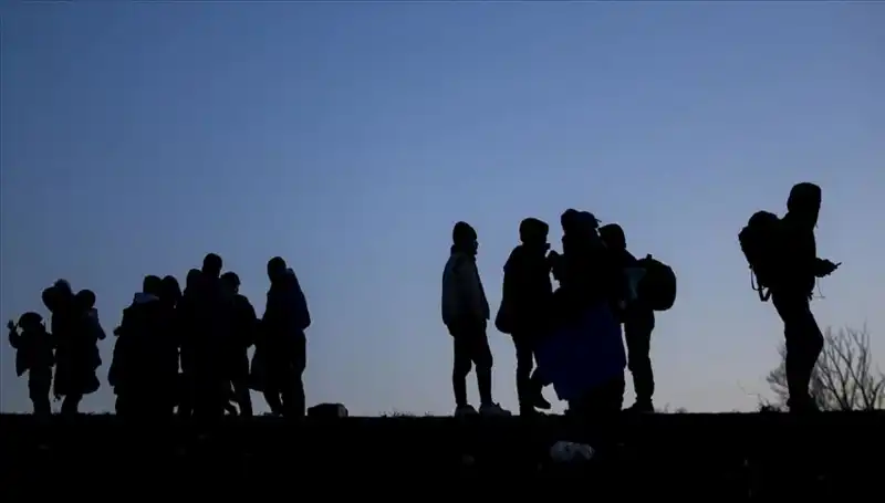 Edirne'de 21 Düzensiz Göçmen Yakalandı: Sınır Güvenliği Üzerine Yeni Gelişmeler