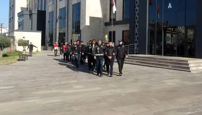 Oteldeki Kavga: Balyoz ve Bıçaklarla Savaş, 10 Gözaltı!