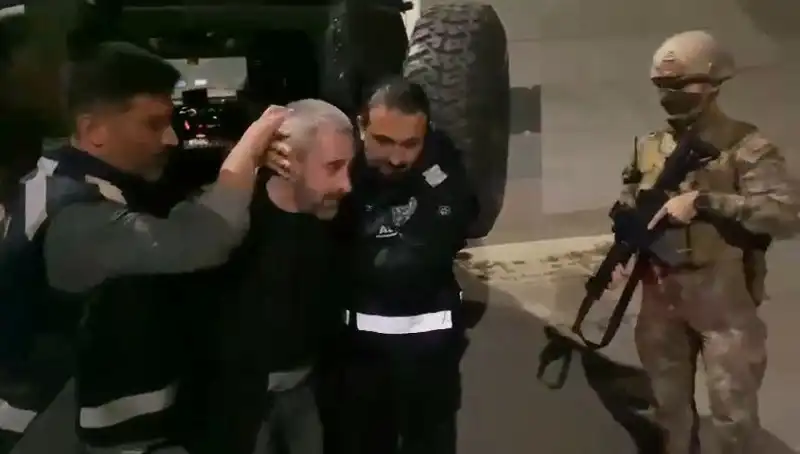 Kardeş Katili, 213 Saatlik Görüntü ile Kıskıvrak Yakalandı