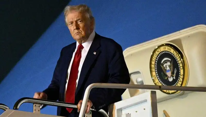 Trump, Lahey'deki NATO Zirvesi'nde Tarihi Anlara İmza Atacak
