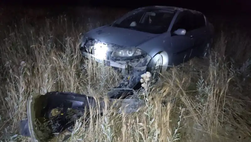 Burdur'da Kontrolden Çıkan Otomobil, Tarlaya Uçtu: İki Yaralı