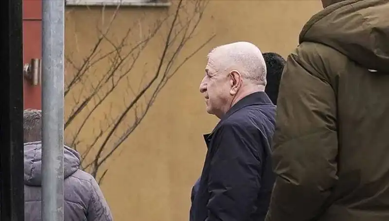 Ümit Özdağ'ın Yargılandığı Davada Ara Karar: Yeni Gelişmeler ve Etkileri
