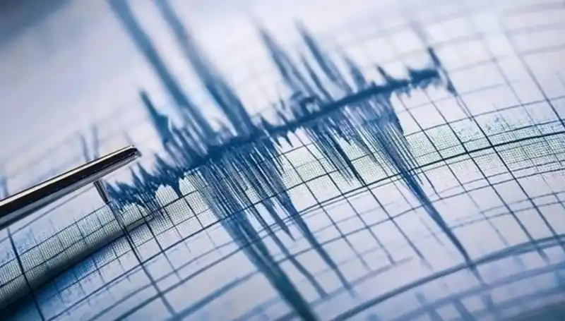 Rusya'da 8 Büyüklüğündeki Deprem: Tsunami Tehditi Nedir?