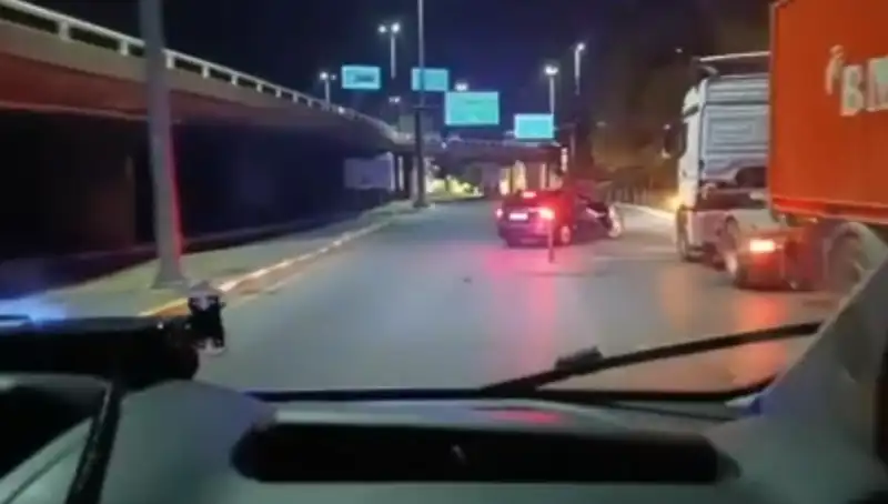İstanbul'da Kaçakçılık Operasyonu: 36 Milyon TL Değerinde Ürünler Ele Geçirildi