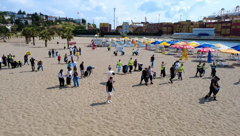 Plajlarda Çevre Temizliği: Doğayı Korumak İçin Büyük Bir Adım