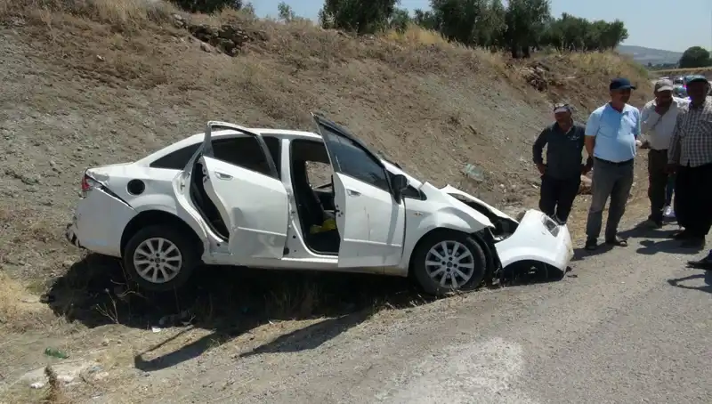 Kilis’te Trafik Kazası: İki Araç Çarpıştı, Yaralılar Hastanede
