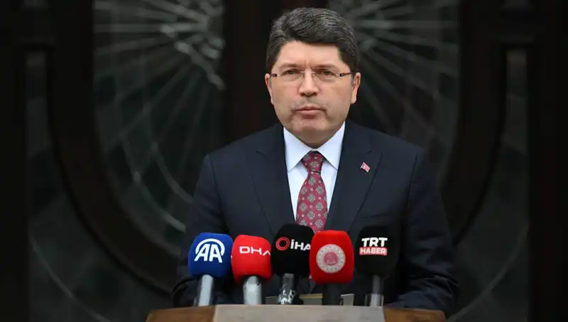 İmralı Heyeti Adalet Bakanı Tunç ile Tarihi Görüşmeye Hazırlanıyor