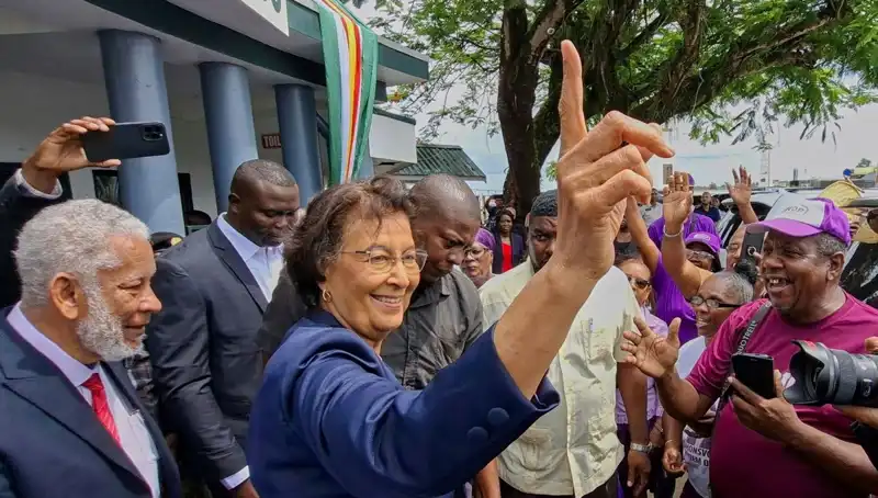 Surinam, Tarihinde İlk Kadın Devlet Başkanını Seçti: Dönüm Noktası