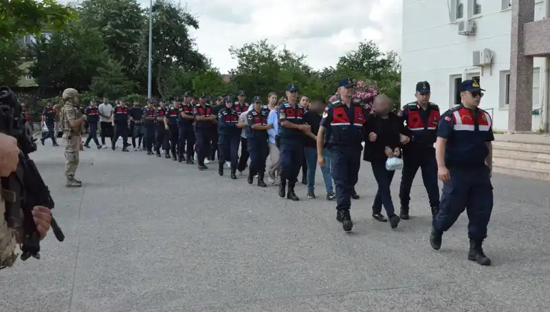 Hacizli Araçları Düzene Sokup Satışa Sunan Çeteye Darbe