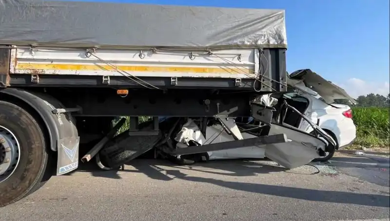 Sakarya'da Feci Kaza: Hayatını Kaybeden Gençten Pırıl Pırıl Hayaller
